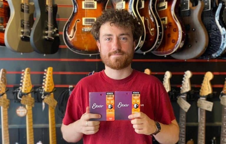 Are 11 Gauge Strings Good for Acoustic Guitar
