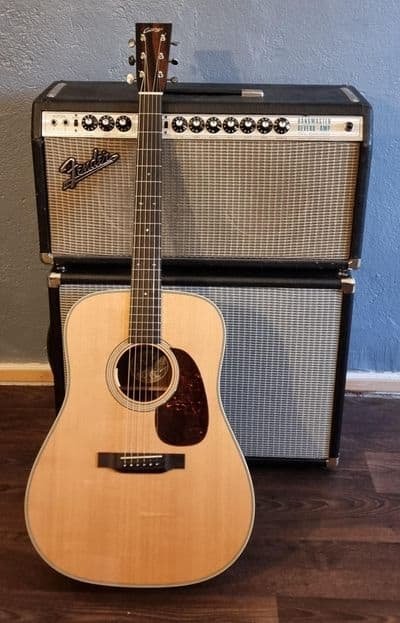 Can Acoustic Guitars Be Plugged into Amps