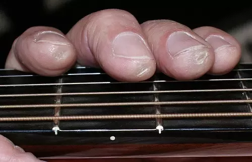 Are Electric Guitar Strings Easier to Press