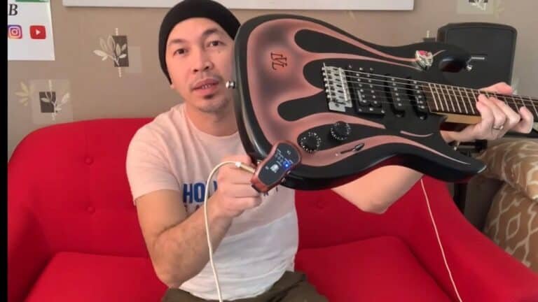Can We Connect the Electric Guitar to the Speakers
