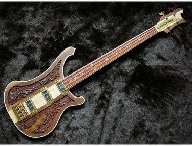 What Bass Guitar Did Lemmy Play