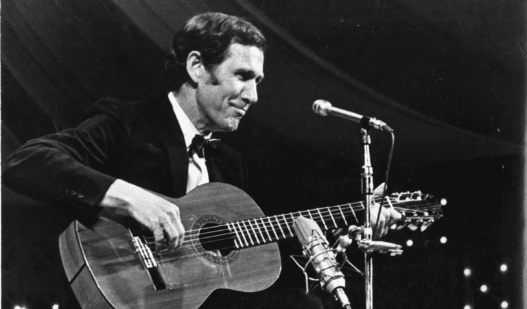 What Classical Guitar Did Chet Atkins Play