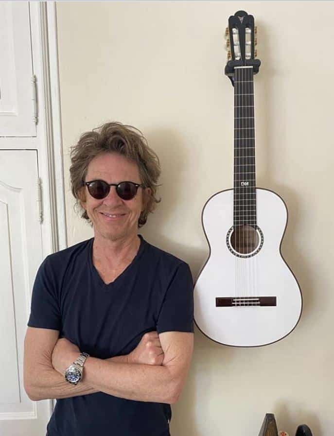 What Classical Guitar Does Dominic Miller Play
