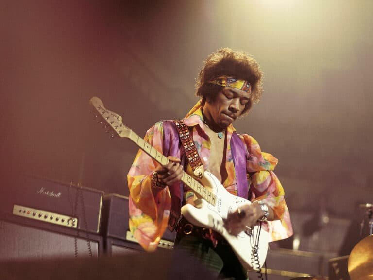 What Electric Guitar Did Jimi Hendrix Play