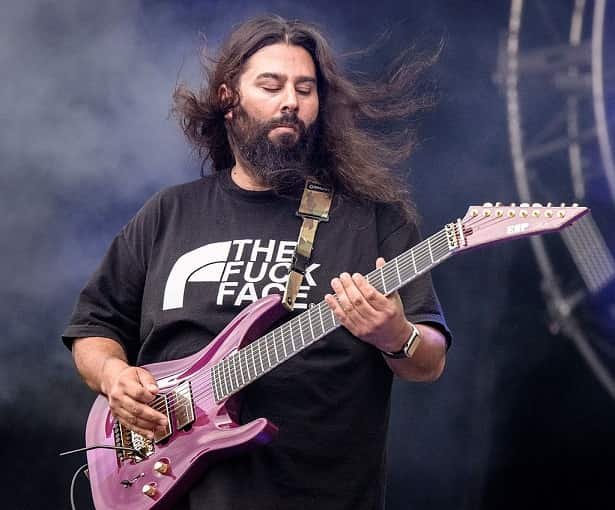 What Electric Guitar Does Deftones Use INS.