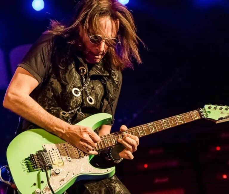 What is Electric Guitar Shredding