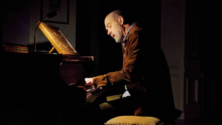 Can Anthony Edwards Play Piano
