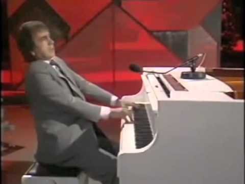 Can Dudley Moore Play Piano