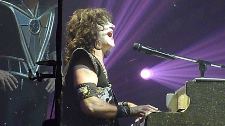 Can Eric Singer Play Piano