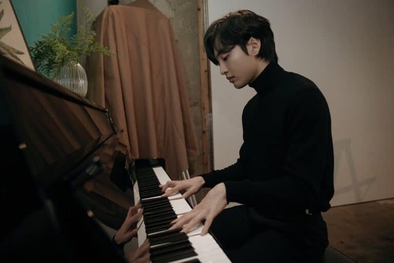 Can Kim Min Jae Play Piano