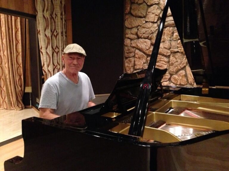 Can Patrick Stewart Play the Piano
