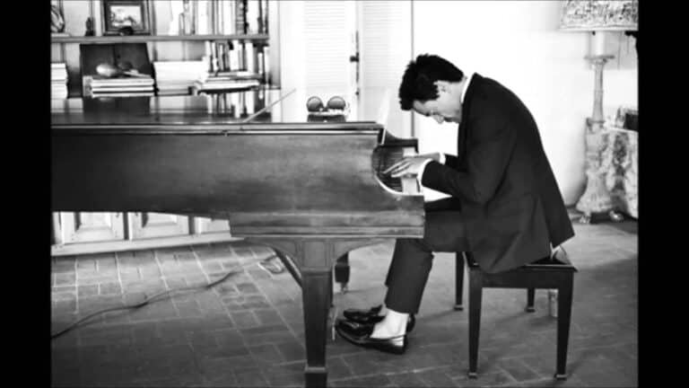 Can Robert Downey Jr Play Piano