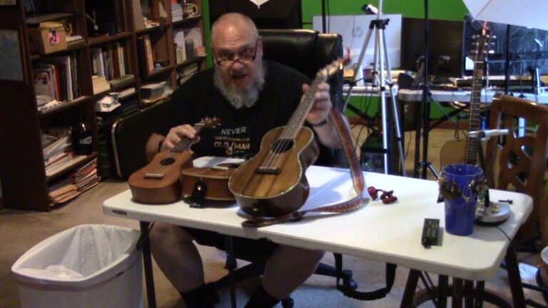 Can You Play Ukulele With Big Hands