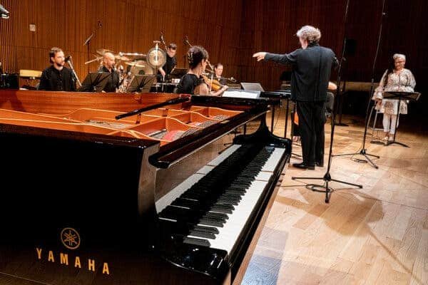 Does Band Have Piano