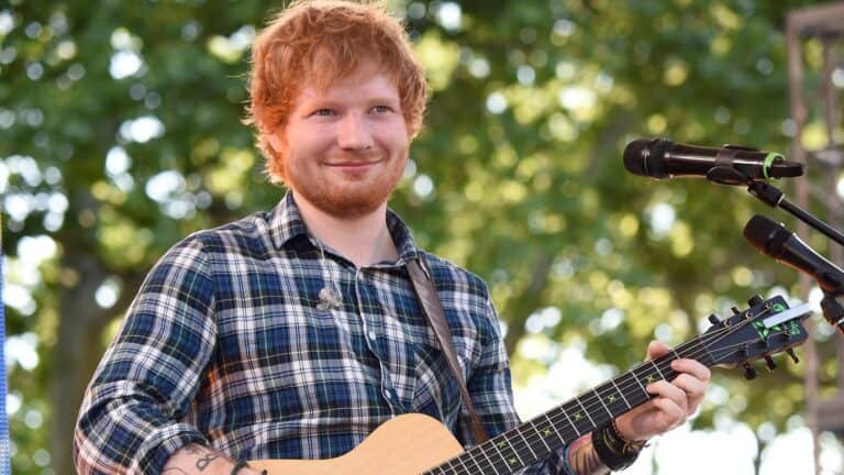 Does Ed Sheeran Play Ukulele