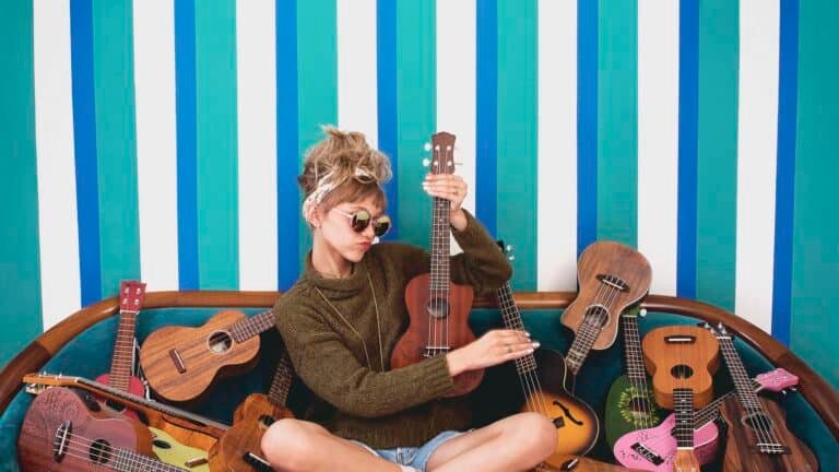 Does Grace Vanderwaal Still Play Ukulele