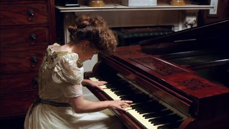 Does Helena Bonham Carter Play the Piano