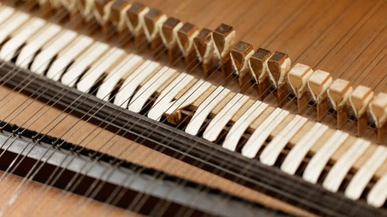 How Piano Differs from Harpsichord