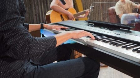 What are the Disadvantages of Digital Piano