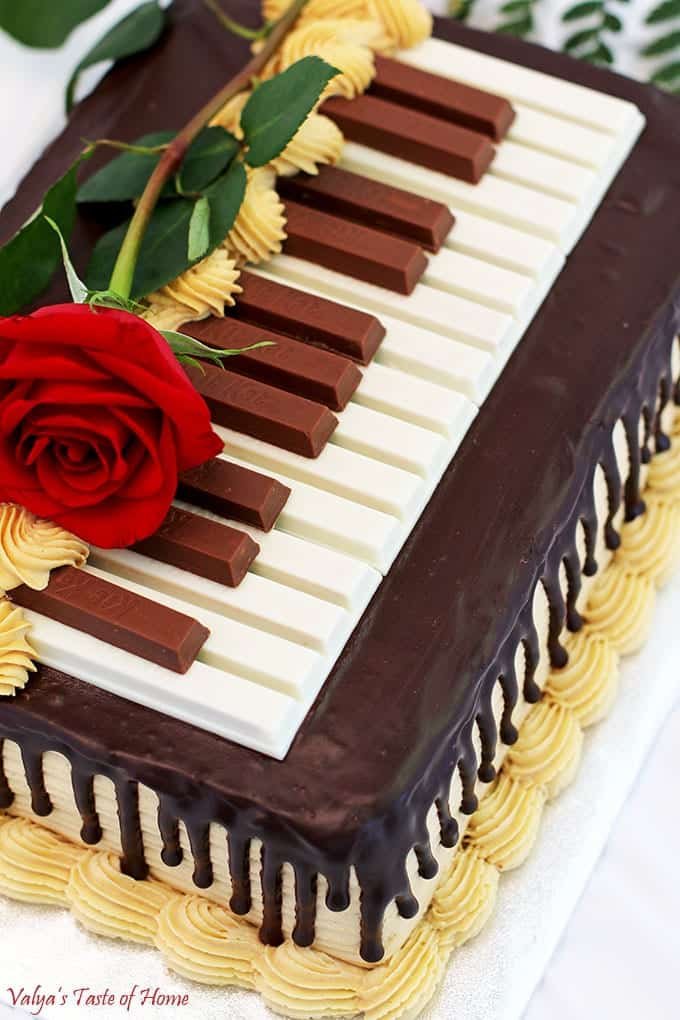What is Piano Cake