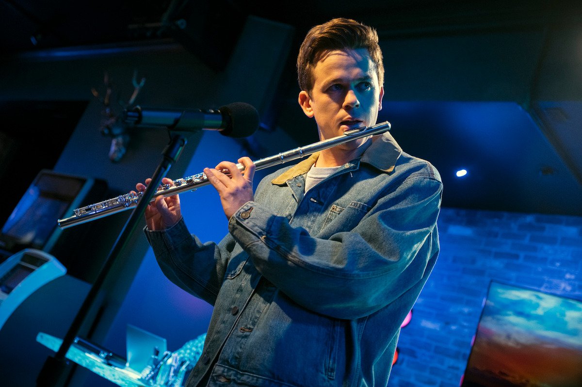 Does John Owen Lowe Play The Flute | Insights Of Musical Instruments