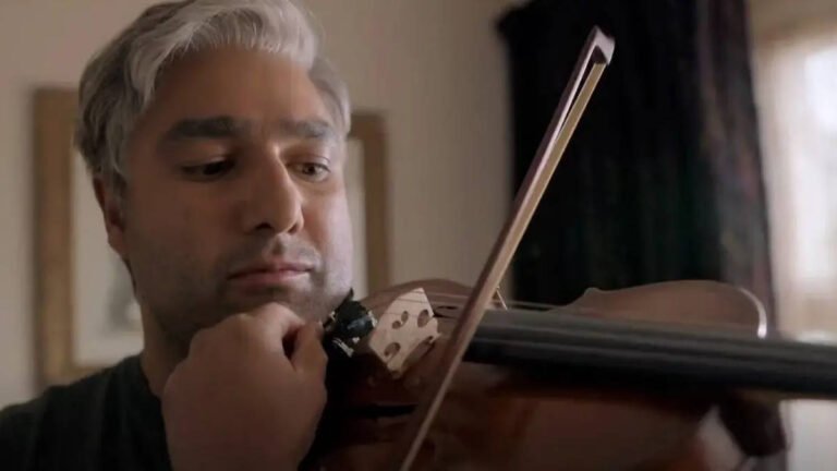 Does Nick Mohammed Play Violin