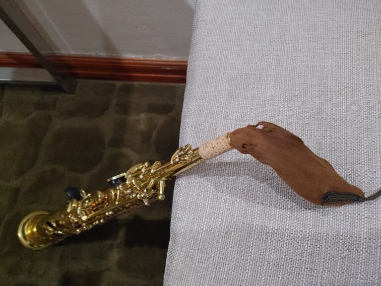 How to Remove Stuck Swab in Saxophone Mouthpiece