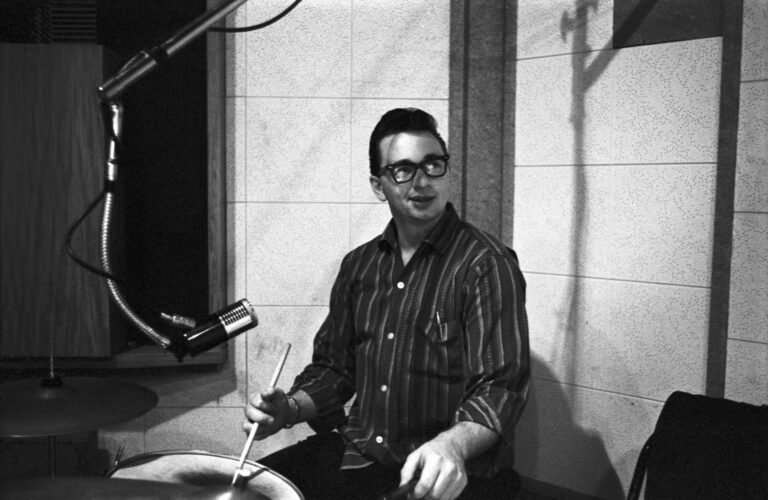 Why Didn'T the Grand Ole Opry Allow Drums